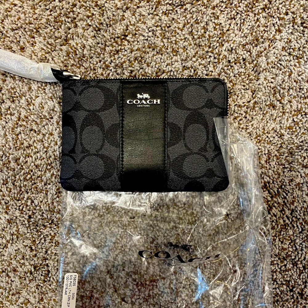 COACH Wristlet. Brand new